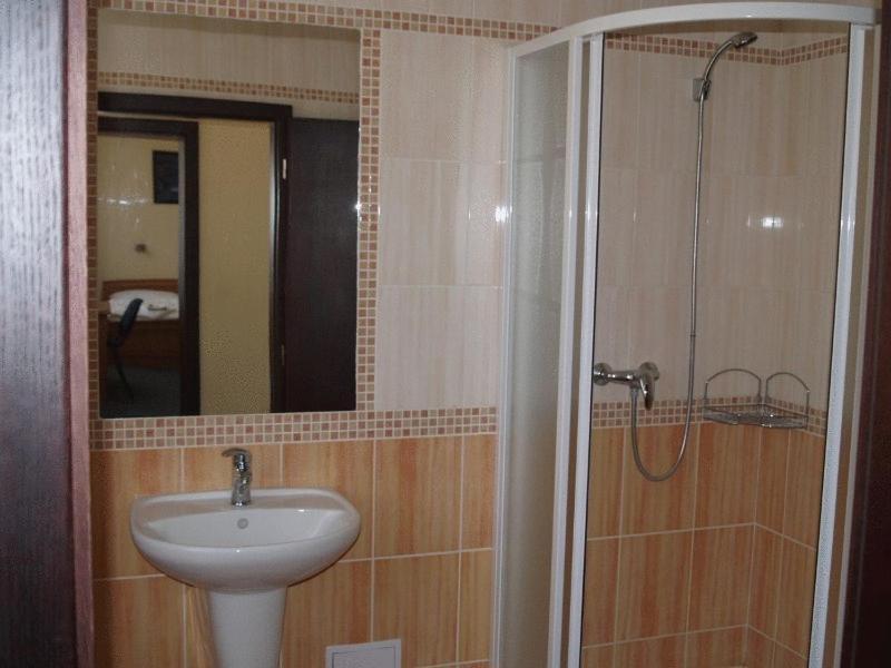 Parkhotel Terezin Екстериор снимка