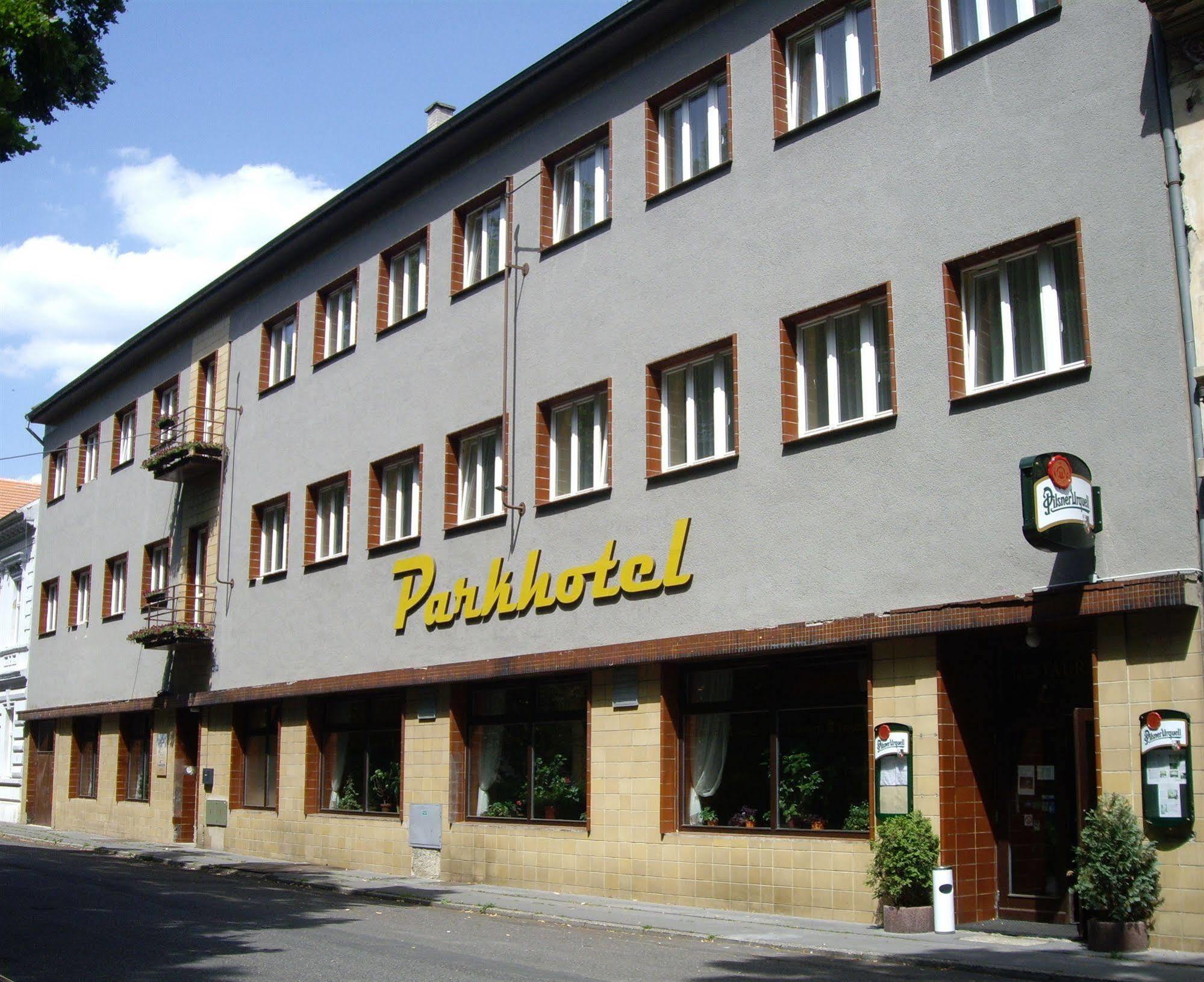 Parkhotel Terezin Екстериор снимка