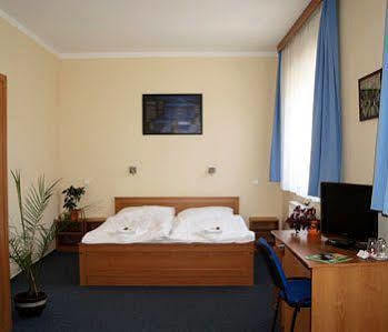 Parkhotel Terezin Екстериор снимка